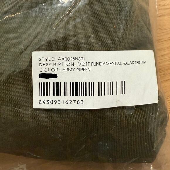 NWT Saturdays New York Men's Fundamental Quarter Zip Sweatshirt Army Green - Picture 16 of 16